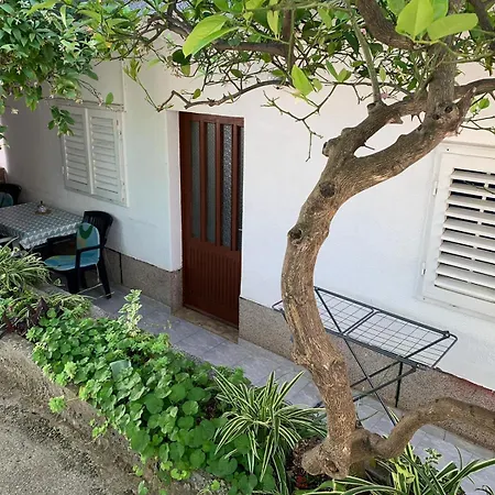 Captain'S House Apartment Baska Voda Exterior photo